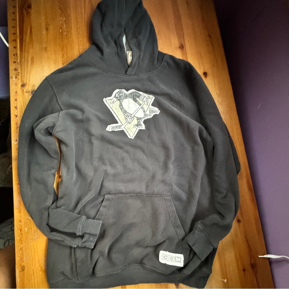 Ccm Pittsburgh penguins pullover hoodie size kids xl